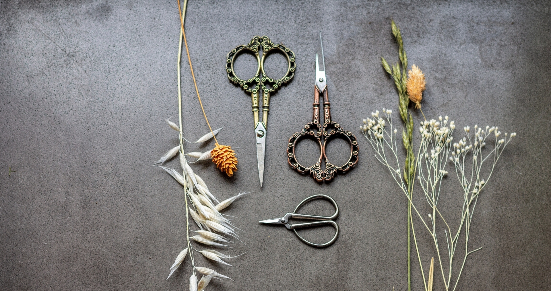 Never Not Knitting Scissors with flowers narrow L
