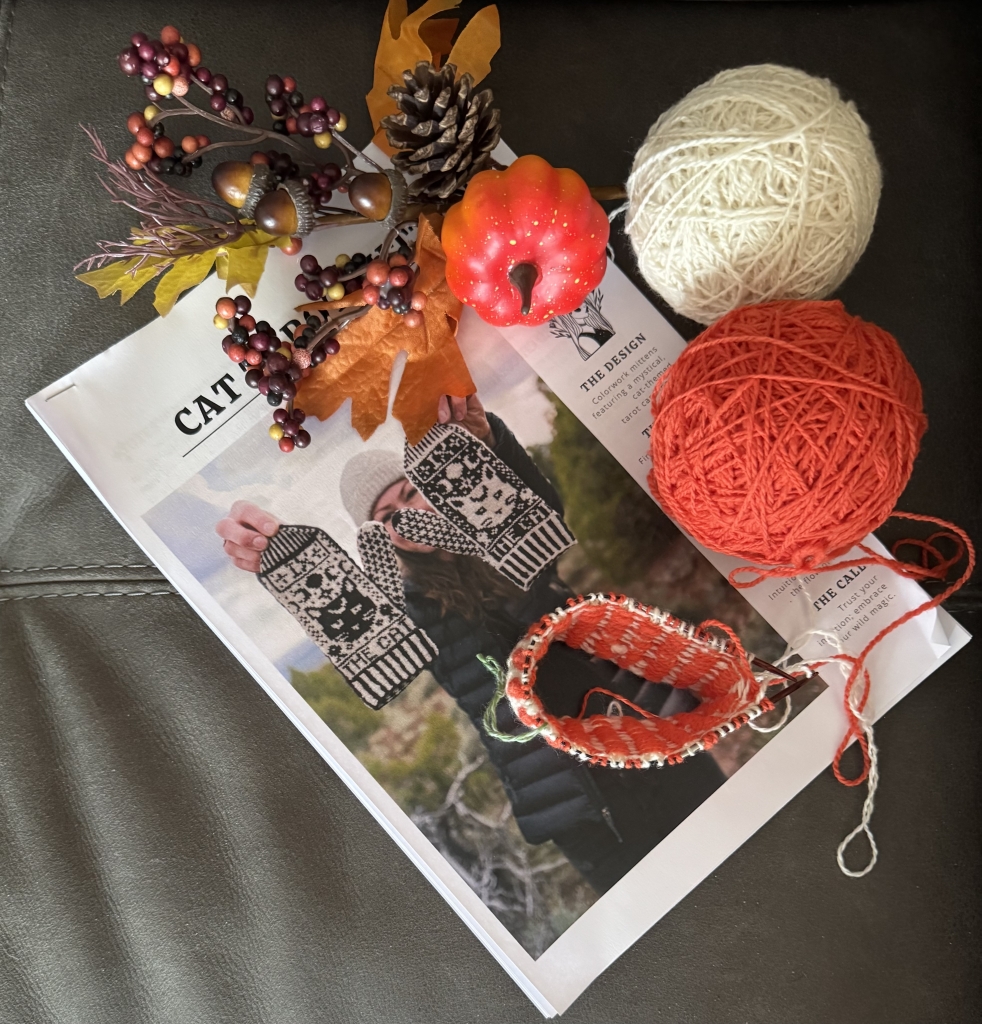 The Cat Tarot Mitts - Image 3