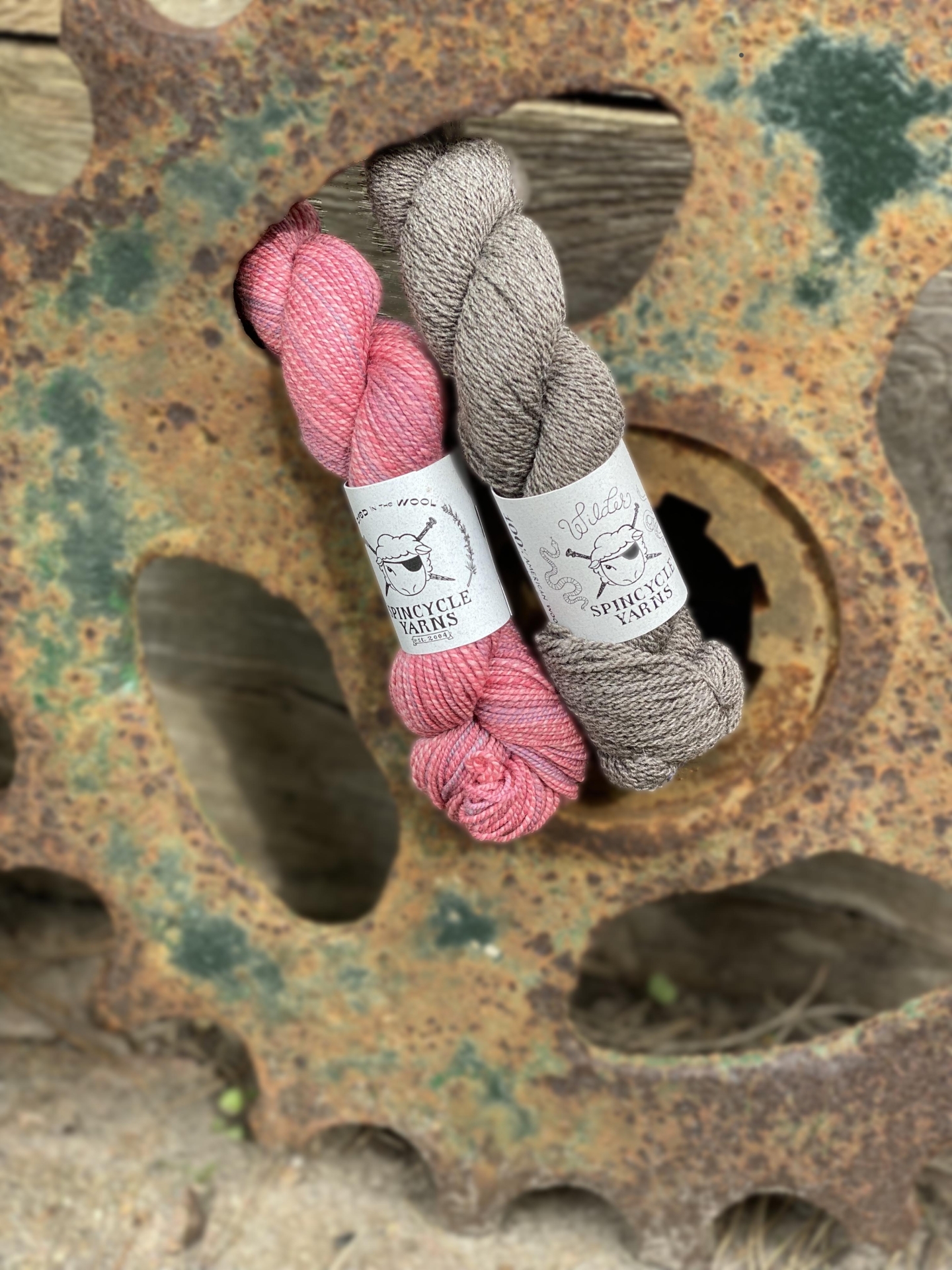 Ouachita bundle colours: dark grey Spincycle Wilder & Wallflower Spincycle Dyed in the wool