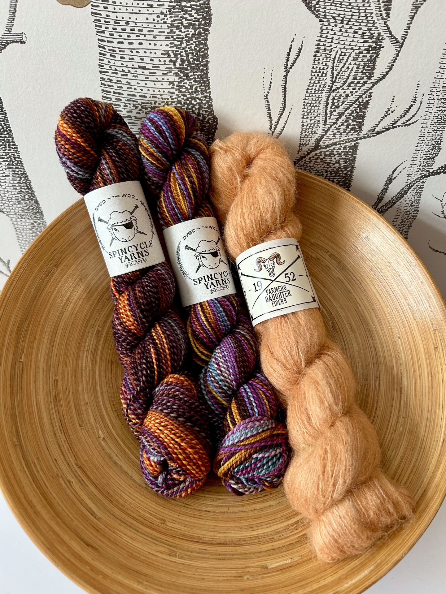 Ooey Gooey Cowl Goldie & Hacer
