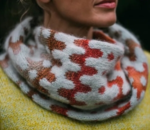 Ooey Gooey Cowl – Drea Renee Knits